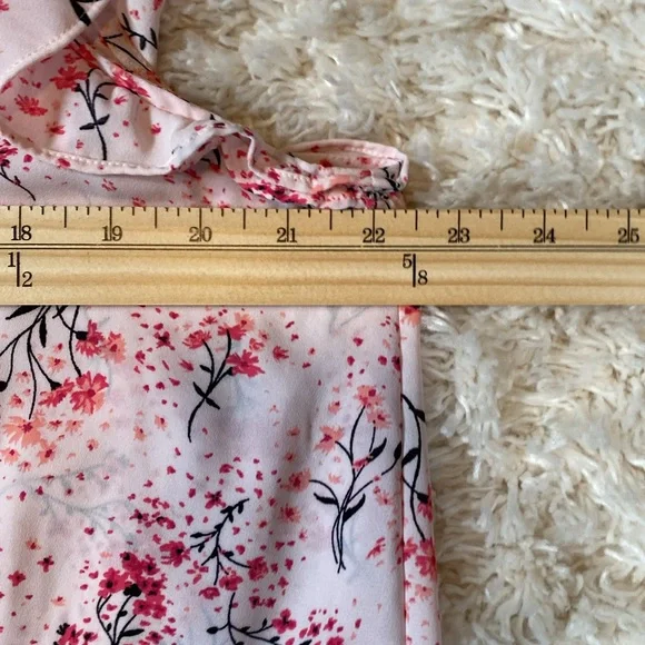 LOFT Pink and Black Flutter Sleeve Ruffled Blouse Size XLP - Picture 8 of 11